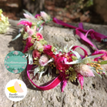 Trachtenschmuck aus Blumen binden